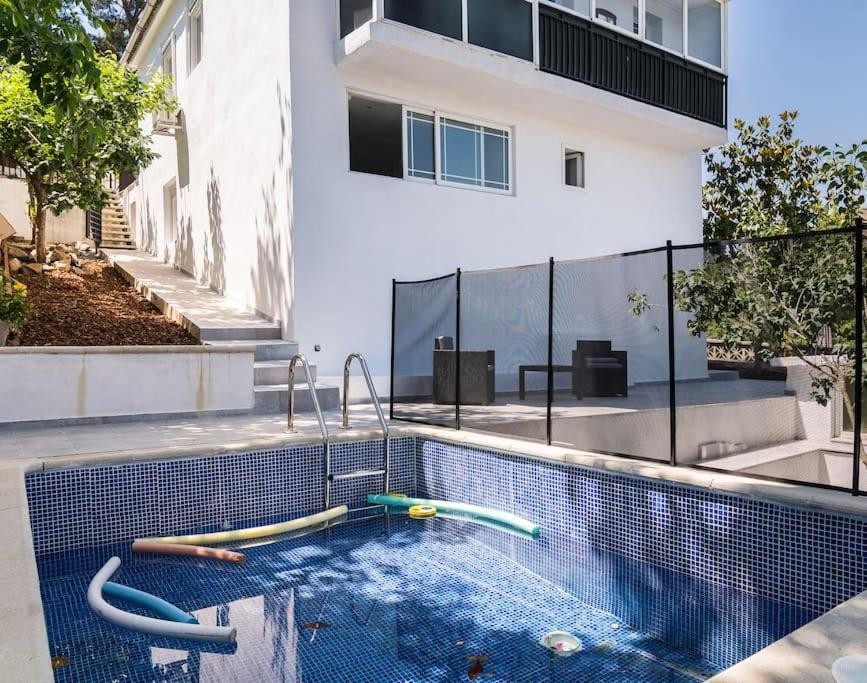 20 Min From Bcn- Charming House W/ Pool & Bbq Area Villa Cervello Luaran gambar