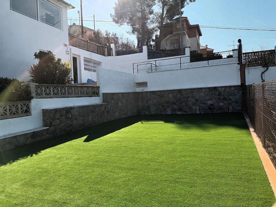 20 Min From Bcn- Charming House W/ Pool & Bbq Area Villa Cervello Luaran gambar
