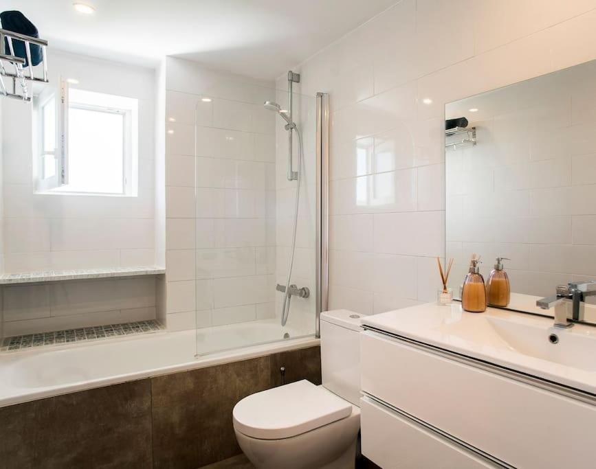 20 Min From Bcn- Charming House W/ Pool & Bbq Area Villa Cervello Luaran gambar