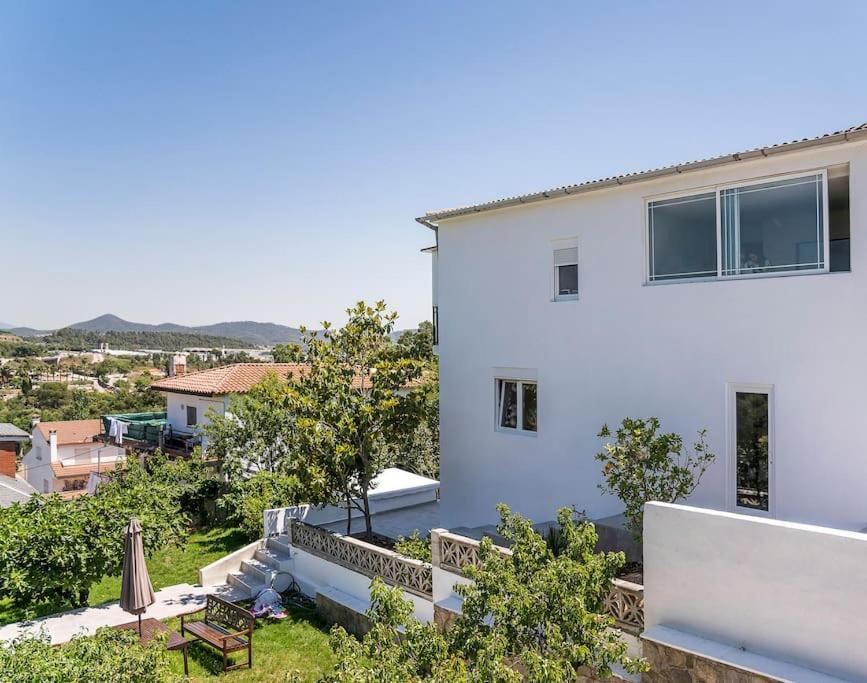 20 Min From Bcn- Charming House W/ Pool & Bbq Area Villa Cervello Luaran gambar